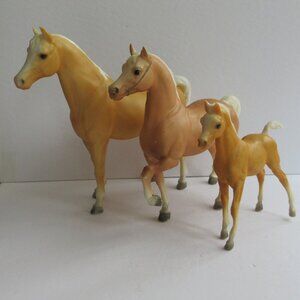 Breyer Arabian Horse Family Faith Hope & Charity Stallion Mare Palomino Foal Vtg